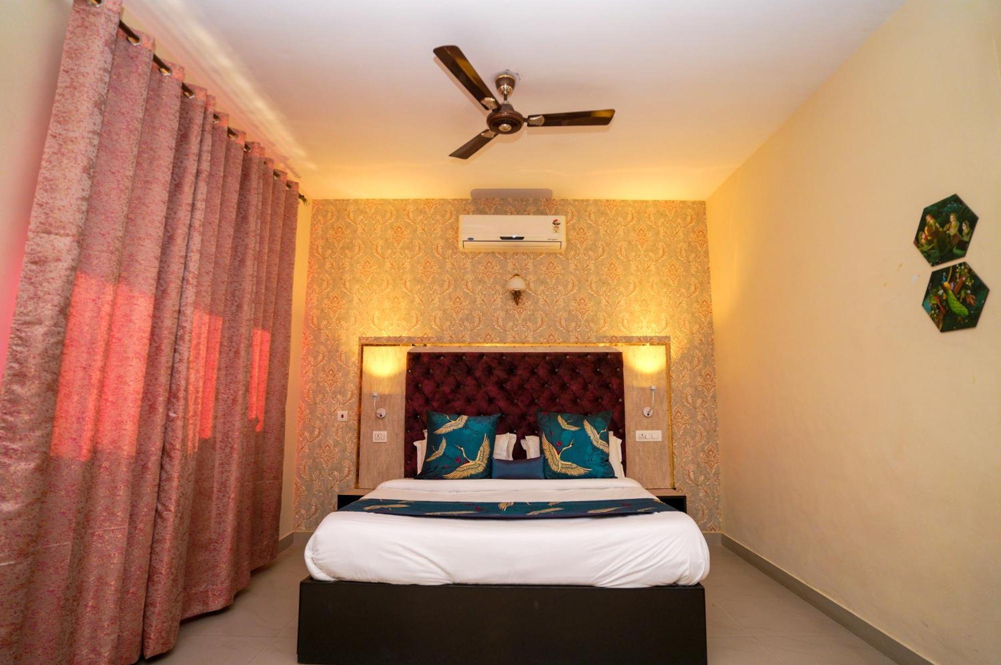 Hotel Neeraj Bhawan- Triveni Ghat Rishikesh Exterior photo